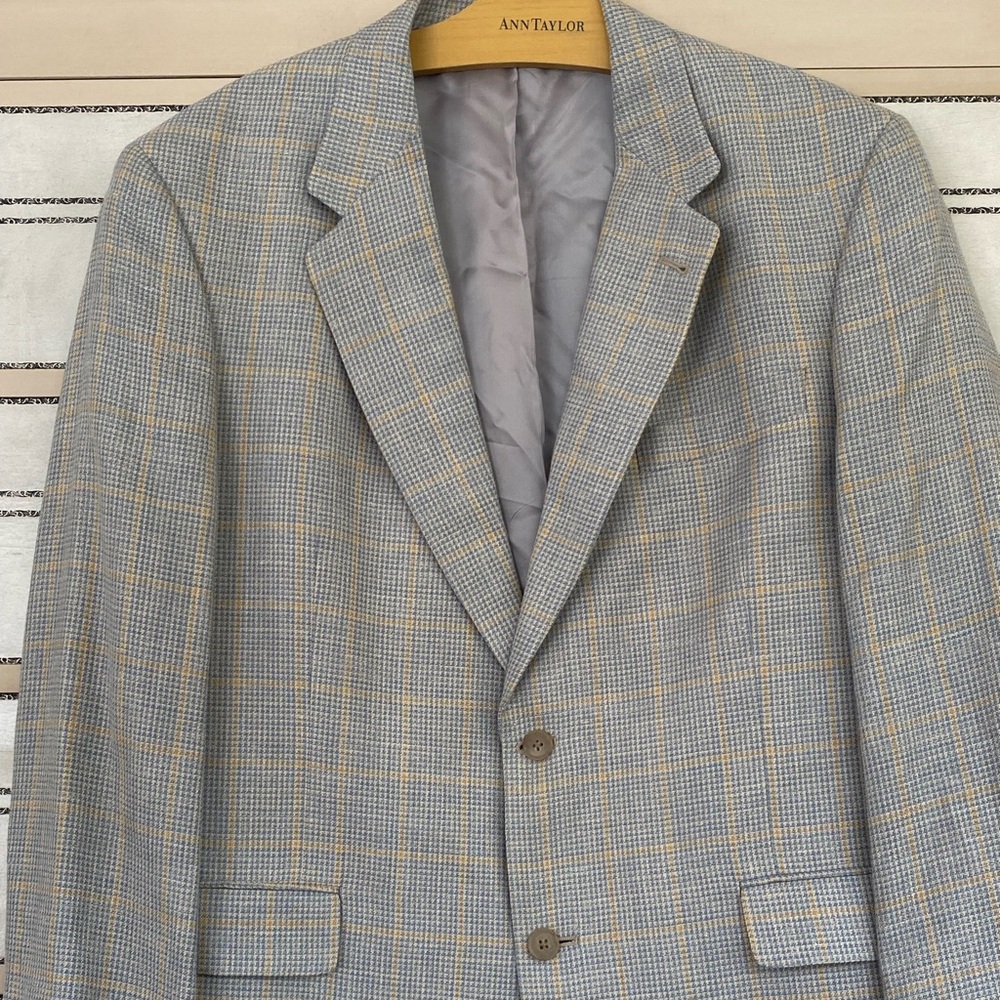 Gorgeous Two Button Blazer - image 3